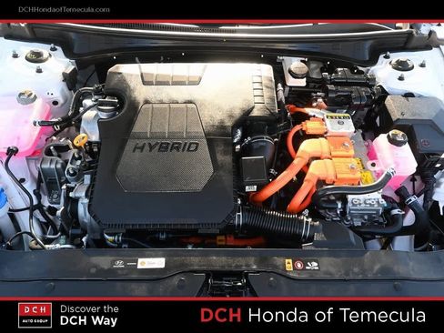 Used 2025 Hyundai Elantra Limited image 25