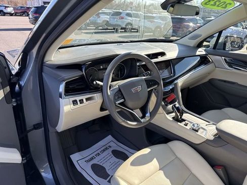 Certified 2023 Cadillac XT6 Premium Luxury image 10