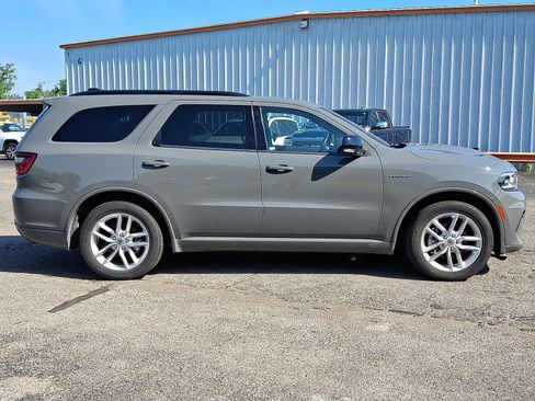 Used 2023 Dodge Durango R/T AWD/4WD image 26