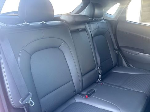 Used 2019 Hyundai Kona Limited image 18