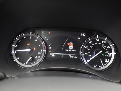 Used 2021 Toyota Highlander XLE AWD/4WD image 8