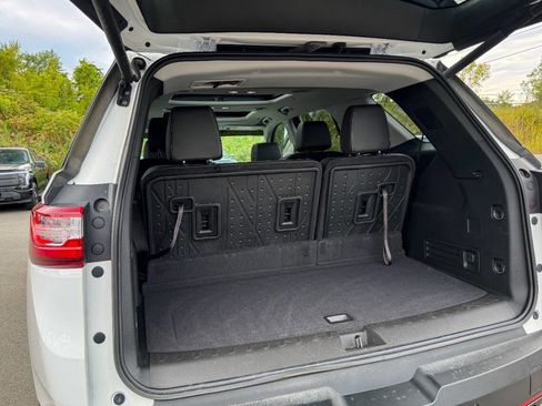 Used 2020 Chevrolet Traverse RS w/ LPO, Floor Liner Package image 17