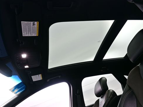 Used 2019 Ford Edge ST w/ Convenience Package image 19