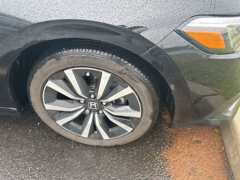 Used 2023 Honda Civic EX image 17