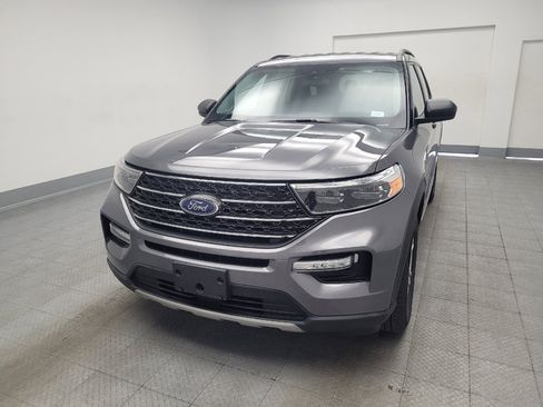 Used 2022 Ford Explorer XLT w/ Equipment Group 202A AWD/4WD image 15