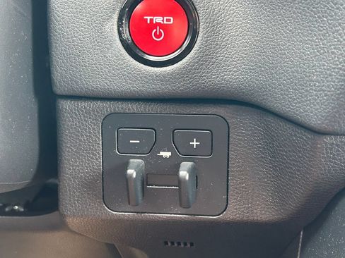 Used 2025 Toyota Tundra TRD Pro w/ Tow Tech Package AWD/4WD image 31