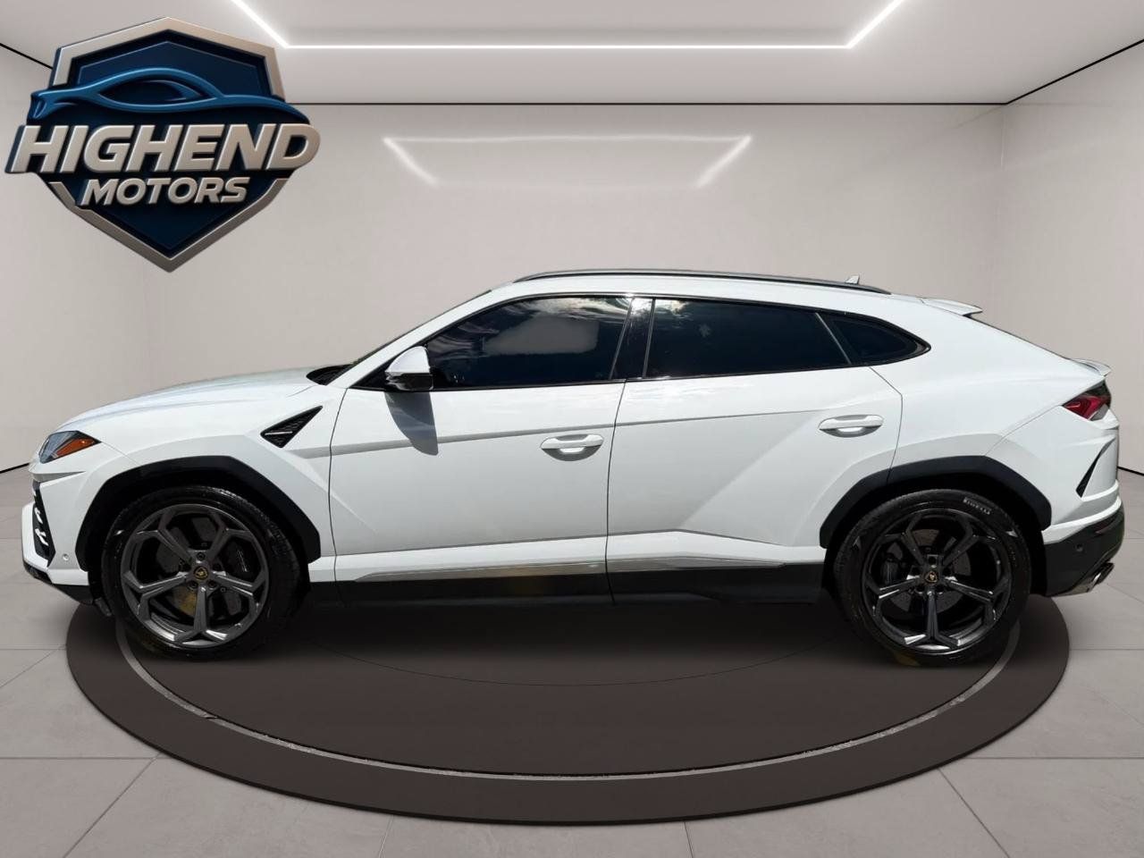 Used 2020 Lamborghini Urus AWD/4WD image 3