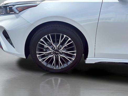 Used 2023 Kia Forte GT-Line FWD image 10