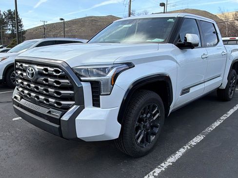 Used 2025 Toyota Tundra Platinum image 4