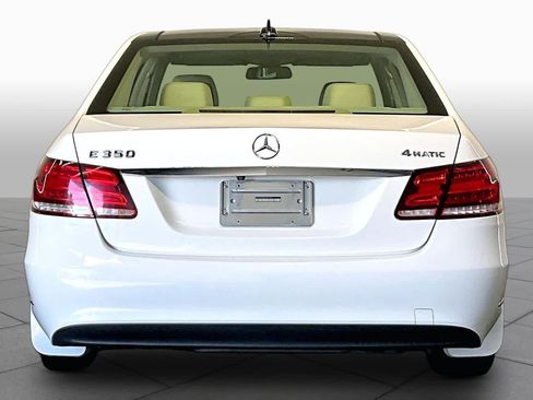 Used 2014 Mercedes-Benz E 350 4MATIC Sedan image 4
