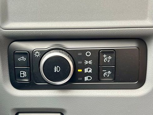 Used 2024 Ford F150 XLT w/ Mobile Office Package image 28