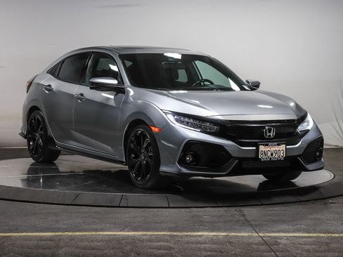 Used 2019 Honda Civic Sport Touring image 5