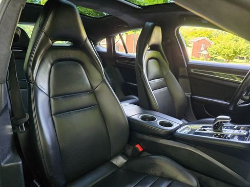 Used 2018 Porsche Panamera Turbo w/ Premium Package Plus AWD/4WD image 20