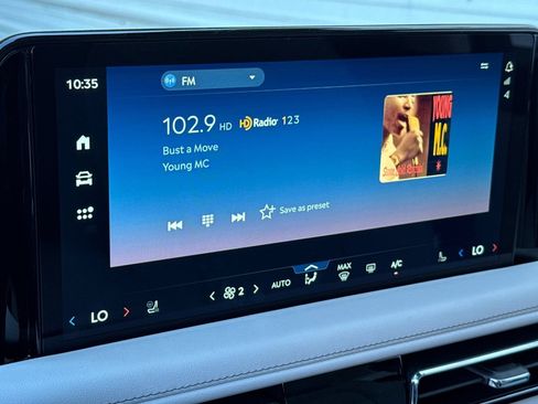 New 2026 Lincoln Aviator AWD w/ Jet Appearance Package image 15