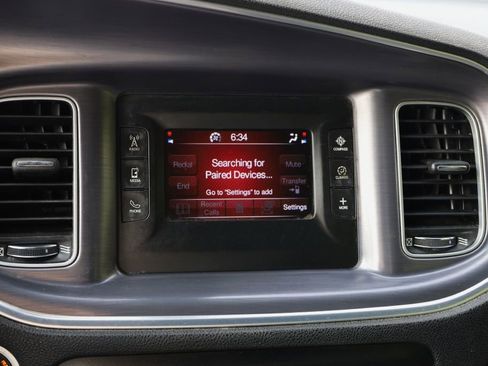 Used 2017 Dodge Charger SE w/ Popular Equipment Group image 35