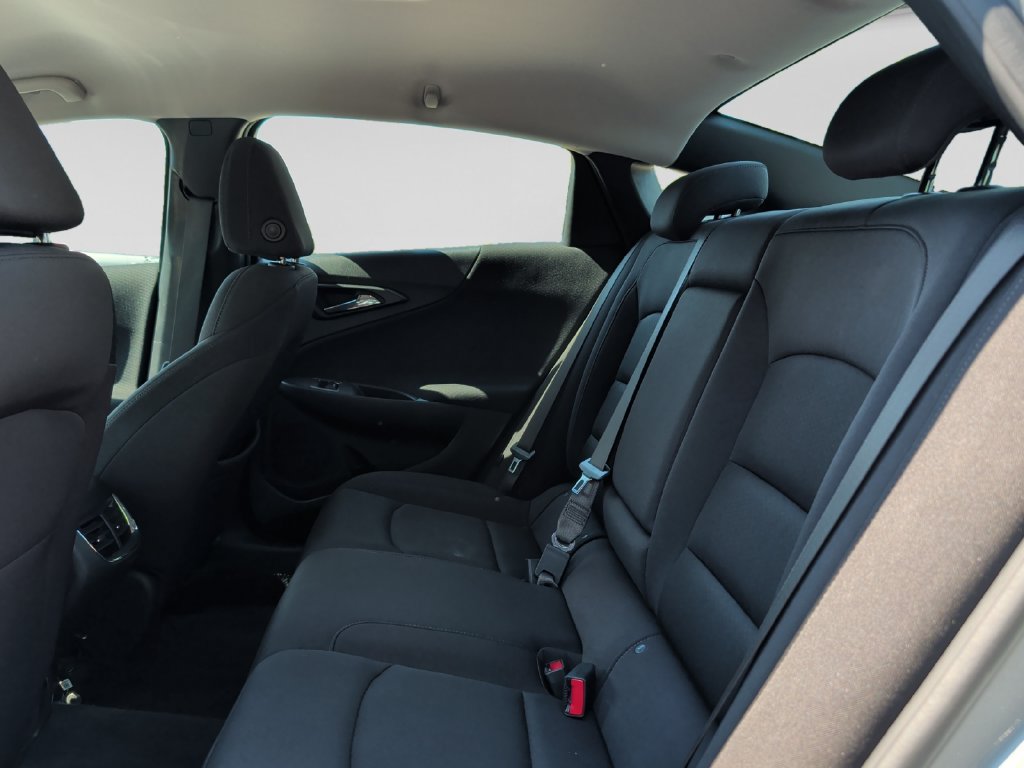 Used 2024 Chevrolet Malibu LT FWD image 31