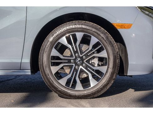 Used 2026 Honda Odyssey Elite image 9