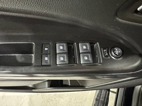 Used 2022 GMC Canyon AT4 w/ Driver Alert Package AWD/4WD image 17