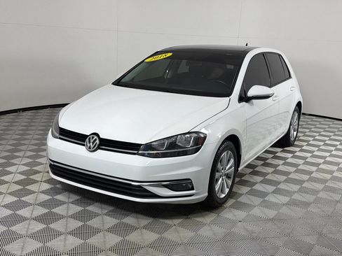 Used 2018 Volkswagen Golf SE FWD image 10
