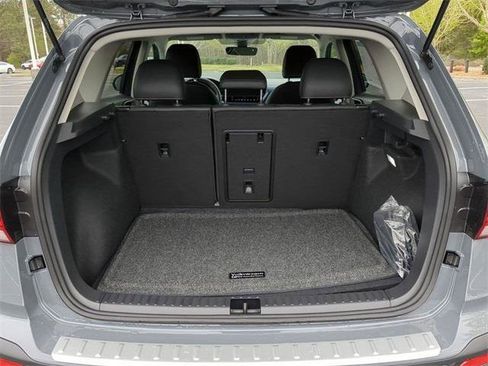 New 2024 Volkswagen Taos SE image 29