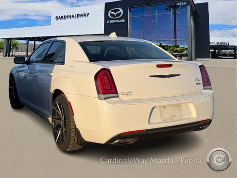 Used 2021 Chrysler 300 Touring w/ Sport Appearance Package image 2