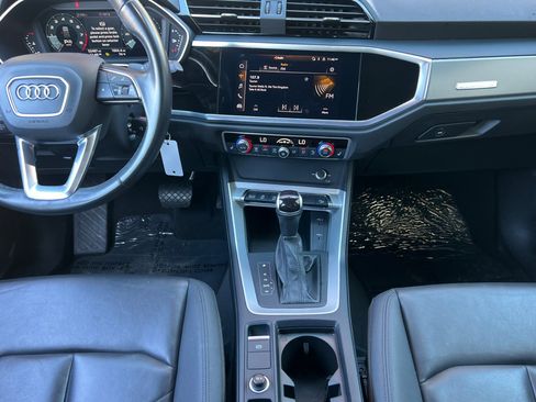 Used 2022 Audi Q3 2.0T Premium image 12