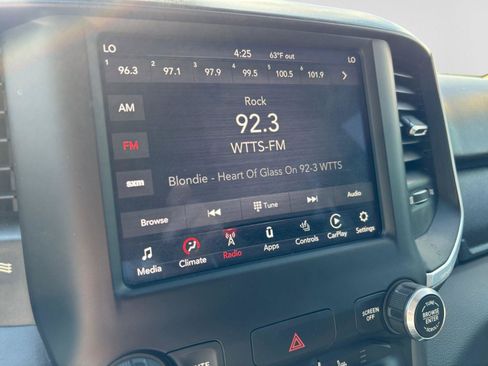 Used 2019 RAM 1500 Big Horn AWD/4WD image 16