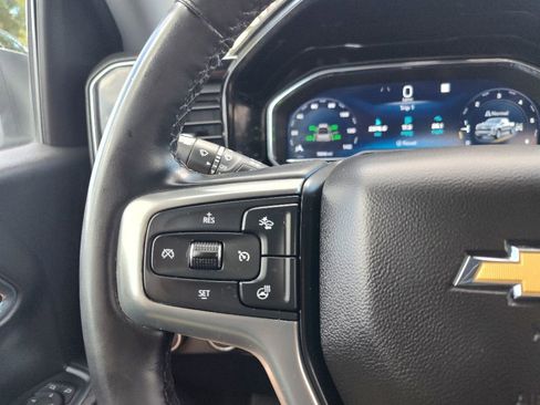 Used 2023 Chevrolet Silverado 1500 LT AWD/4WD image 17