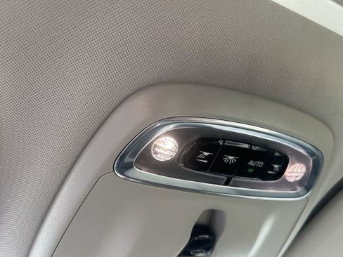 Used 2020 Volvo S60 T5 Momentum image 16