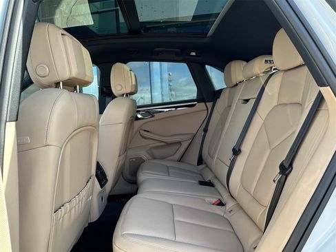 New 2026 Porsche Macan S image 16