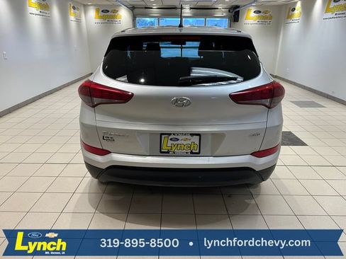 Used 2018 Hyundai Tucson SE AWD/4WD image 18