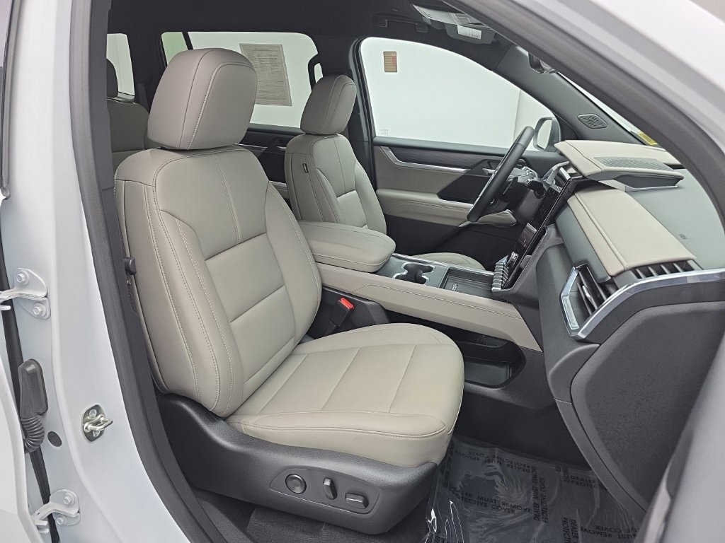 Used 2026 GMC Acadia Elevation w/ Elevation Premium Package AWD/4WD image 56
