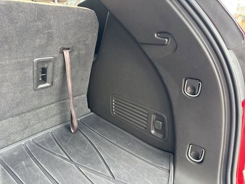 Certified 2018 Buick Enclave Essence image 40