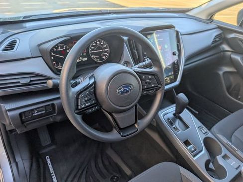 Certified 2025 Subaru Crosstrek 2.0i Premium image 9