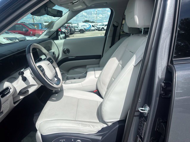 Used 2026 Hyundai Palisade Calligraphy AWD/4WD image 9