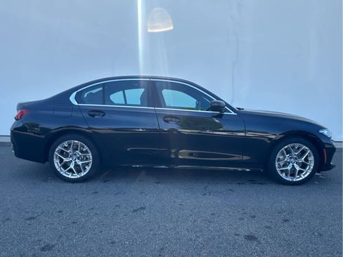 Certified 2025 BMW 330i xDrive Sedan w/ Convenience Package AWD/4WD image 6
