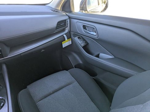 New 2026 Nissan Rogue SV FWD image 23