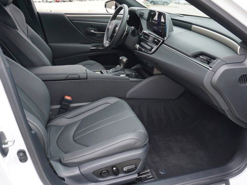 Certified 2023 Lexus ES 350 F Sport image 14