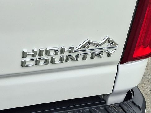 Used 2022 Chevrolet Silverado 3500 High Country w/ Safety Package II AWD/4WD image 30