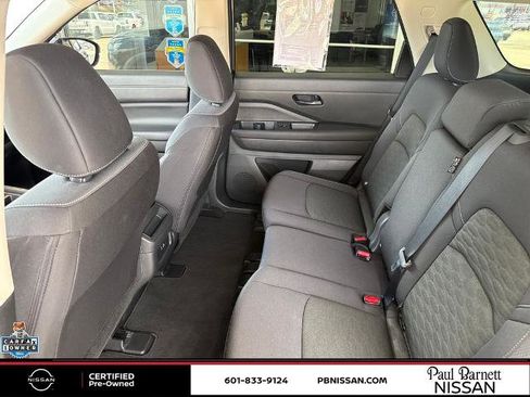 Certified 2024 Nissan Pathfinder S FWD image 26