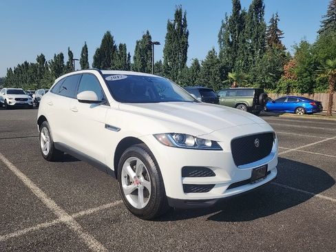 Used 2017 Jaguar F-PACE Premium AWD/4WD image 8