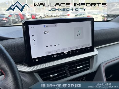 Used 2025 Ford Explorer ST-Line w/ ST-Line Street Pack AWD/4WD image 22