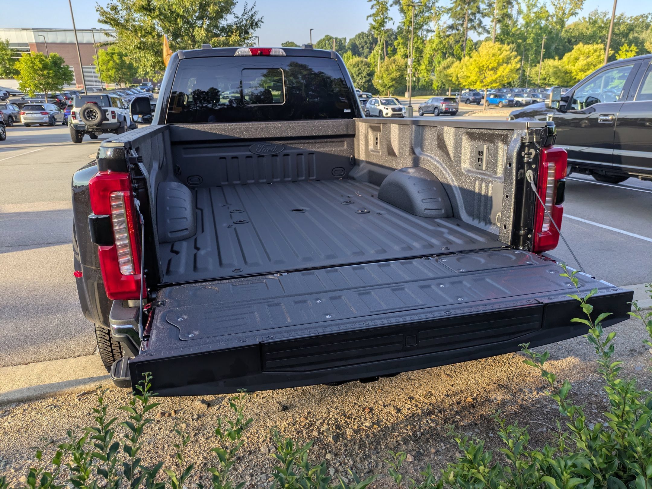 Certified 2026 Ford F350 Lariat w/ Lariat Ultimate Package AWD/4WD image 36
