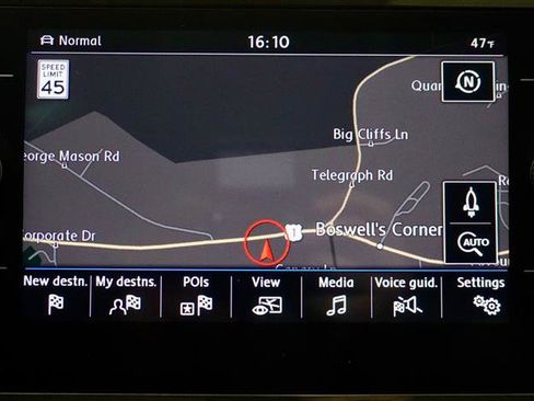 Used 2018 Volkswagen Tiguan SEL image 19