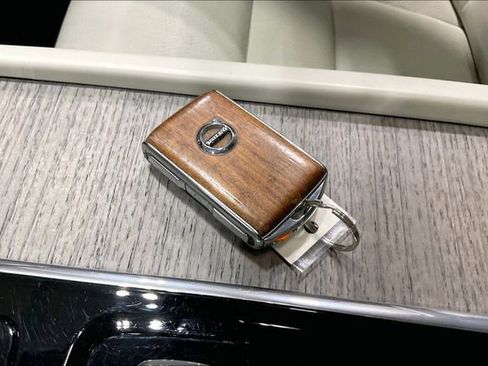 Certified 2023 Volvo S90 B6 Plus w/ Protection Package Premier image 13