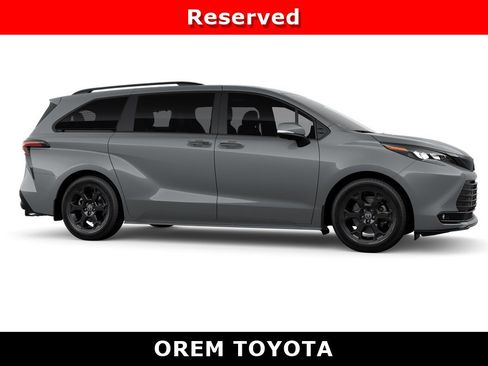 New 2026 Toyota Sienna XLE Woodland Edition AWD/4WD image 13