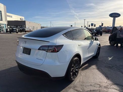 Used 2022 Tesla Model Y Performance AWD/4WD image 14