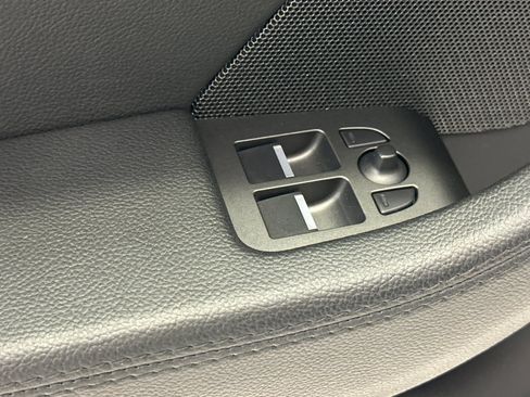 Used 2017 Jaguar F-TYPE Coupe RWD image 14