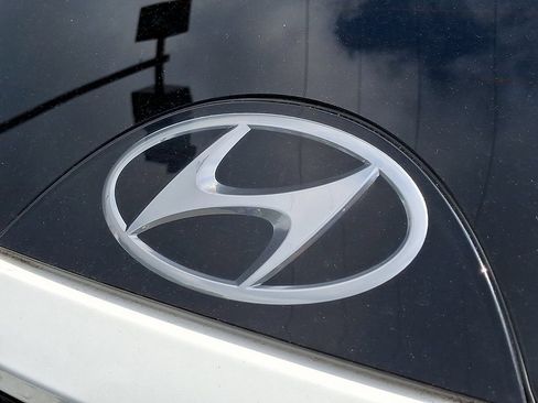Certified 2023 Hyundai Tucson SEL AWD/4WD image 30