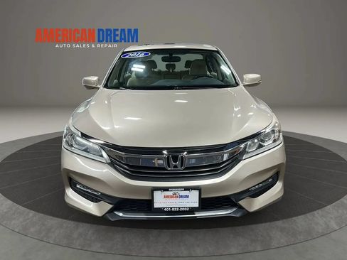 Used 2016 Honda Accord EX image 8